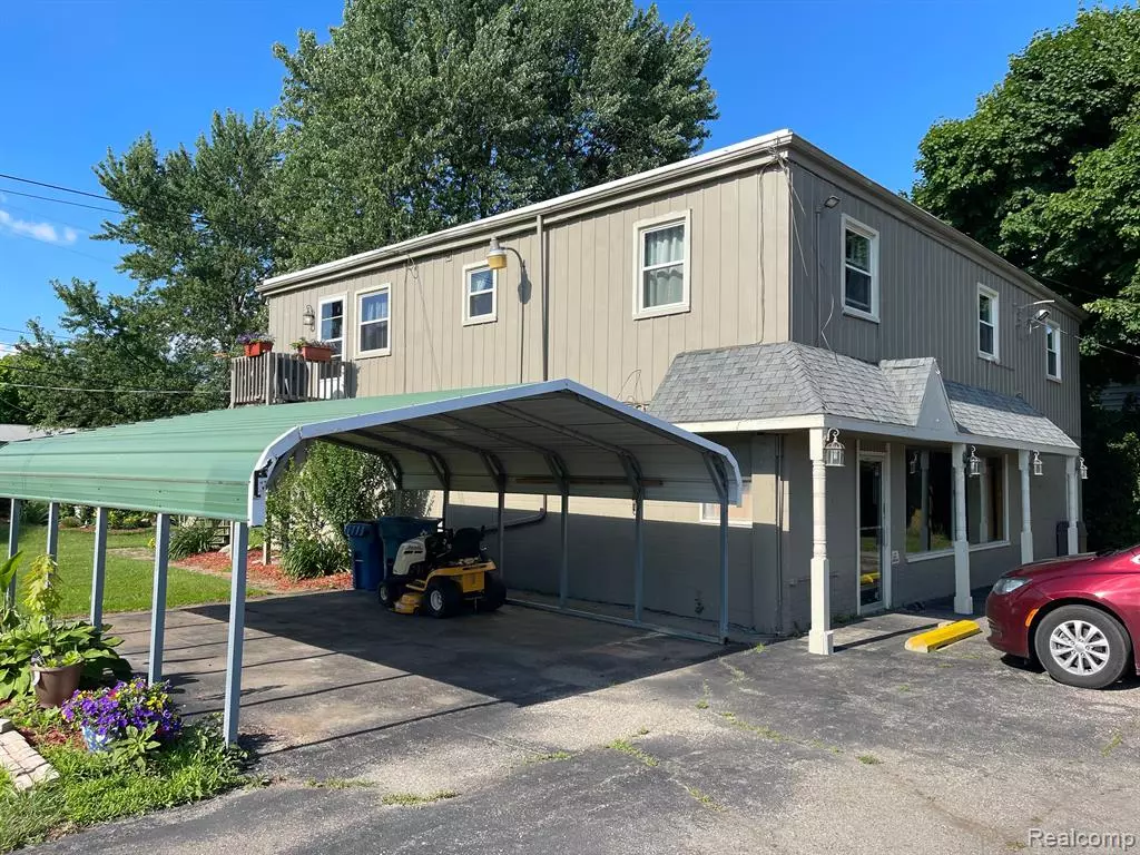 Lennon Vlg, MI 48449,11424 Corunna Rd