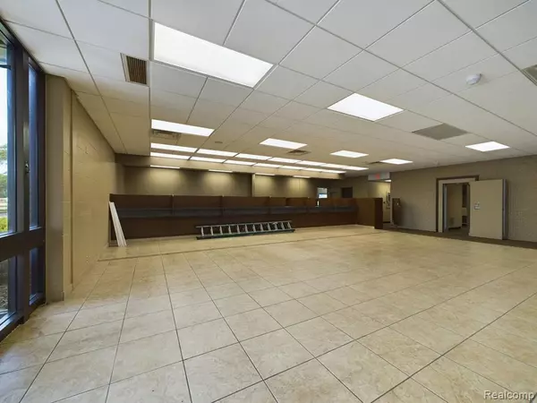 Burton, MI 48509,4154 DAVISON Road