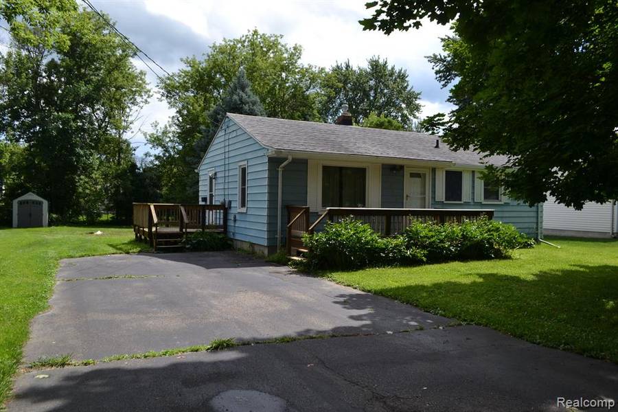 7072 ALLEGAN Drive, Davison, MI 48423
