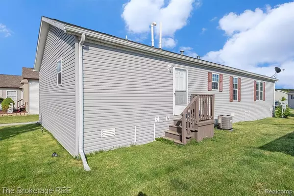 Holly, MI 48442,5248 Sheffield Drive