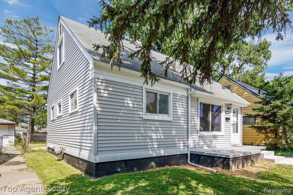 Warren, MI 48089,24677 Lauren ave