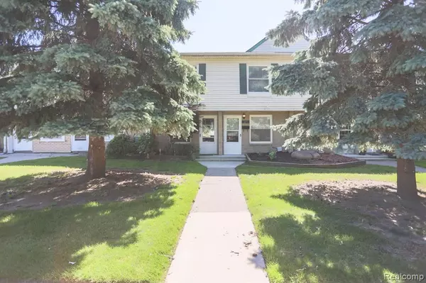 Mount Clemens, MI 48043,119 FLORAL Avenue