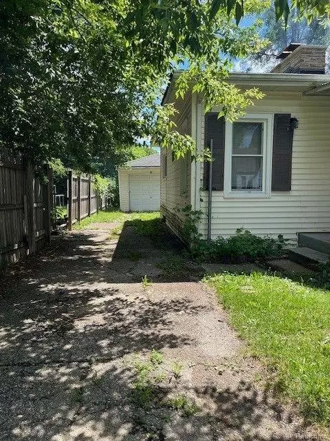 Pontiac, MI 48340,764 MELROSE Street