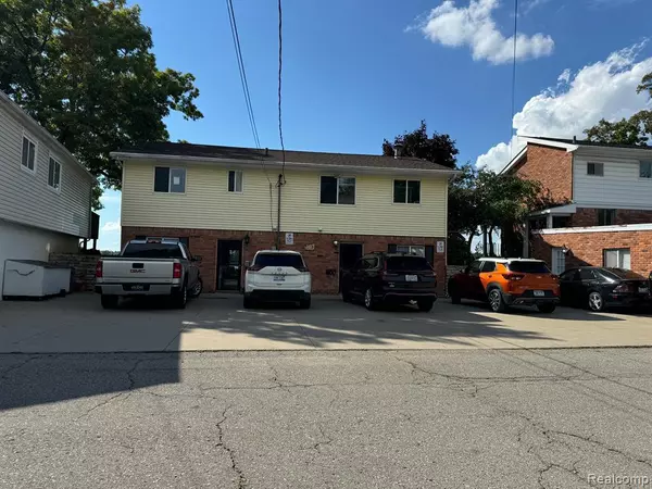 80 PARK ISLAND Drive, Lake Orion, MI 48362