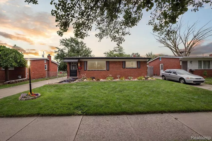 25733 CHERNICK Street, Taylor, MI 48180