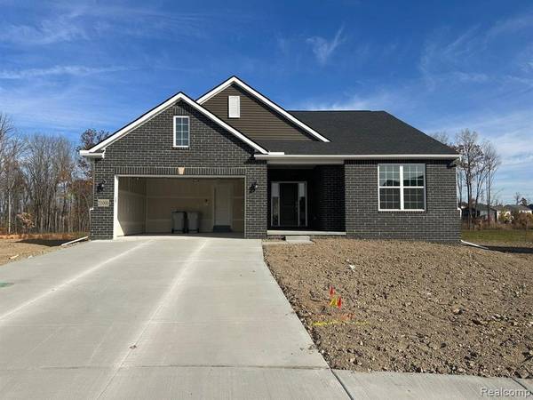 21000 CAMPOLINA Drive, South Lyon, MI 48178
