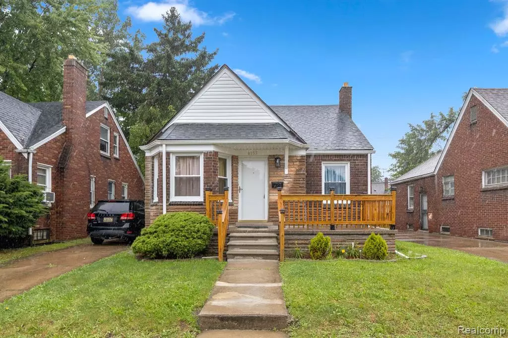 Detroit, MI 48228,8153 Lauder Street