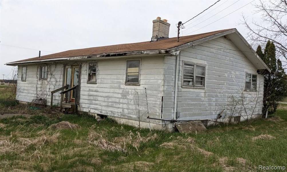 2268 N HOCKADAY Road, Gladwin, MI 48624