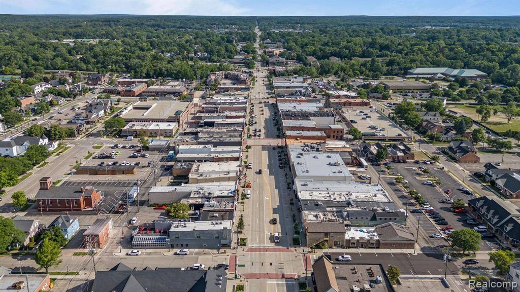Rochester, MI 48307,406 S MAIN Street
