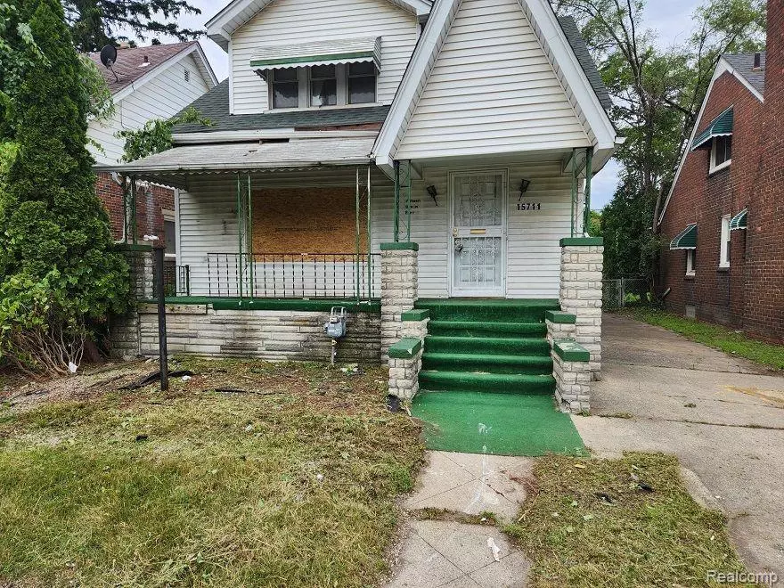 Detroit, MI 48227,15711 SNOWDEN Street