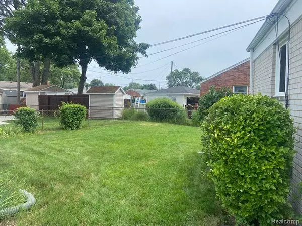 Madison Heights, MI 48071,28708 TAWAS Street