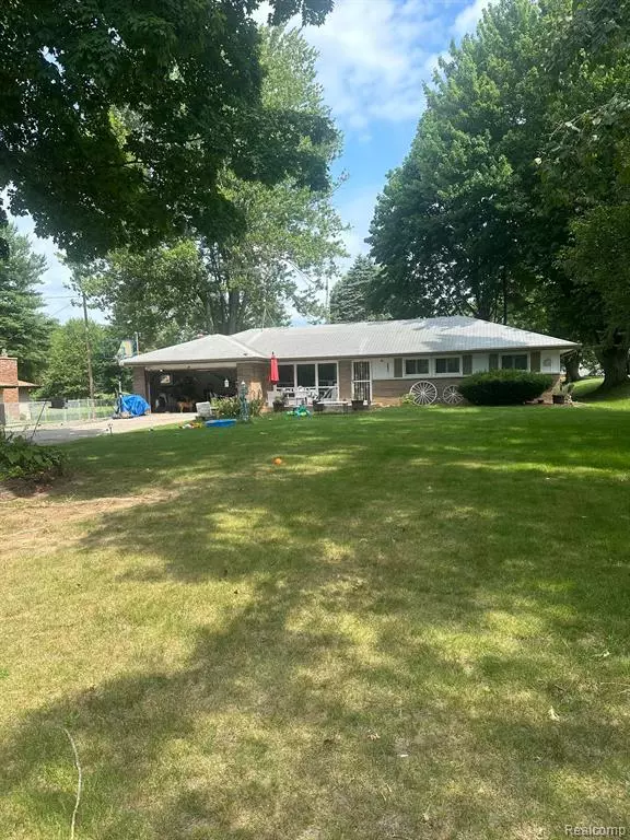 4203 E STANLEY Road, Mount Morris, MI 48458