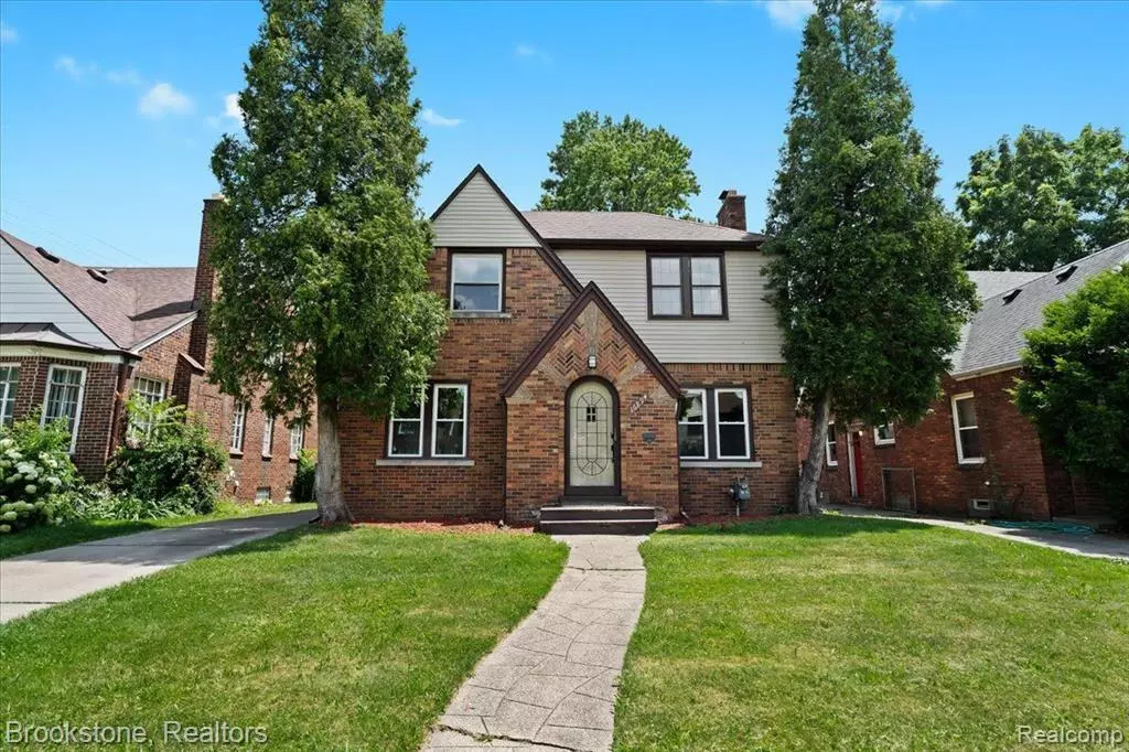 Detroit, MI 48219,16894 Fielding Street