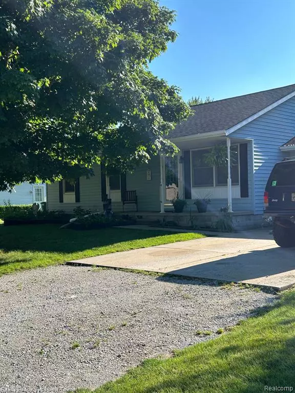 Marysville, MI 48040,824 SAINT PAUL Street