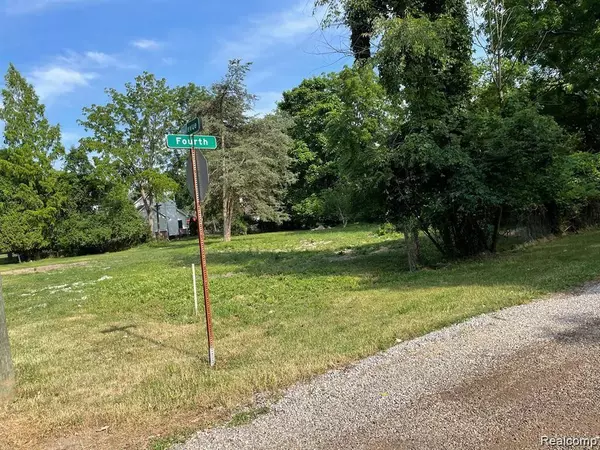 Grosse Ile, MI 48138,8269 BELLEVUE Road