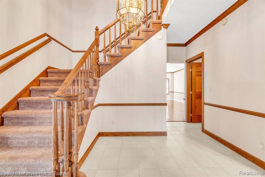 Fort Gratiot, MI 48059,2855 BARDAMAR Drive