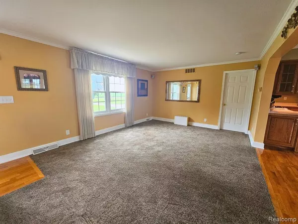 New Lothrop, MI 48460,4246 FERDEN Road