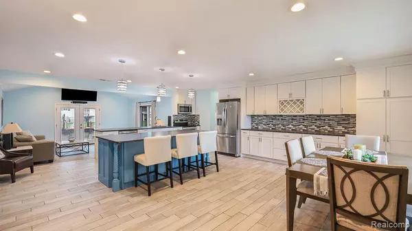 Harrison Township, MI,38358 MAST Street