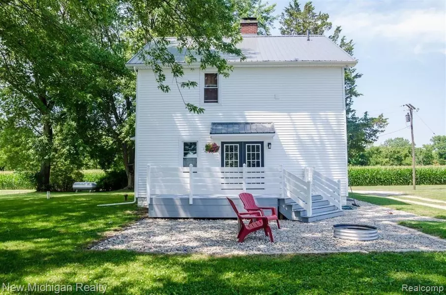 18280 COLLINS Road, Dundee, MI 48131
