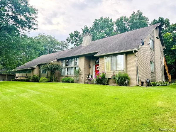 Metamora, MI 48455,2977 WOODLAND Drive