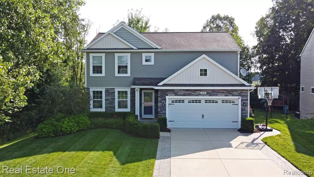 Ortonville, MI 48462,513 KNOLLWOOD Drive
