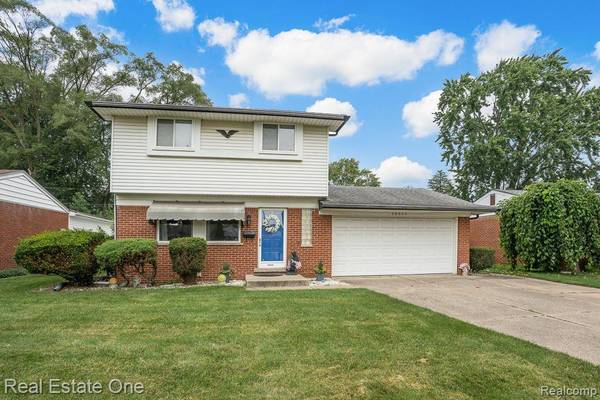 39553 Rambler Drive, Sterling Heights, MI 48313