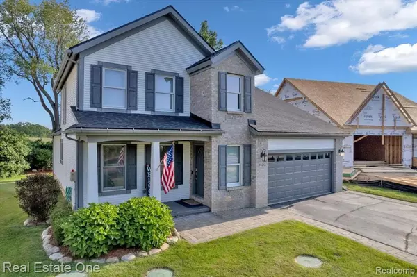 Davisburg, MI 48350,7425 VILLAGE Court