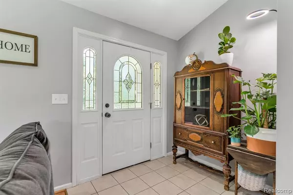 Linden, MI 48451,14278 MCCASLIN LAKE Road