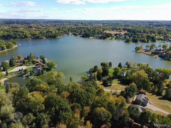 Metamora, MI 48455,6.5 ACRES VL LAKE LAPEER Drive