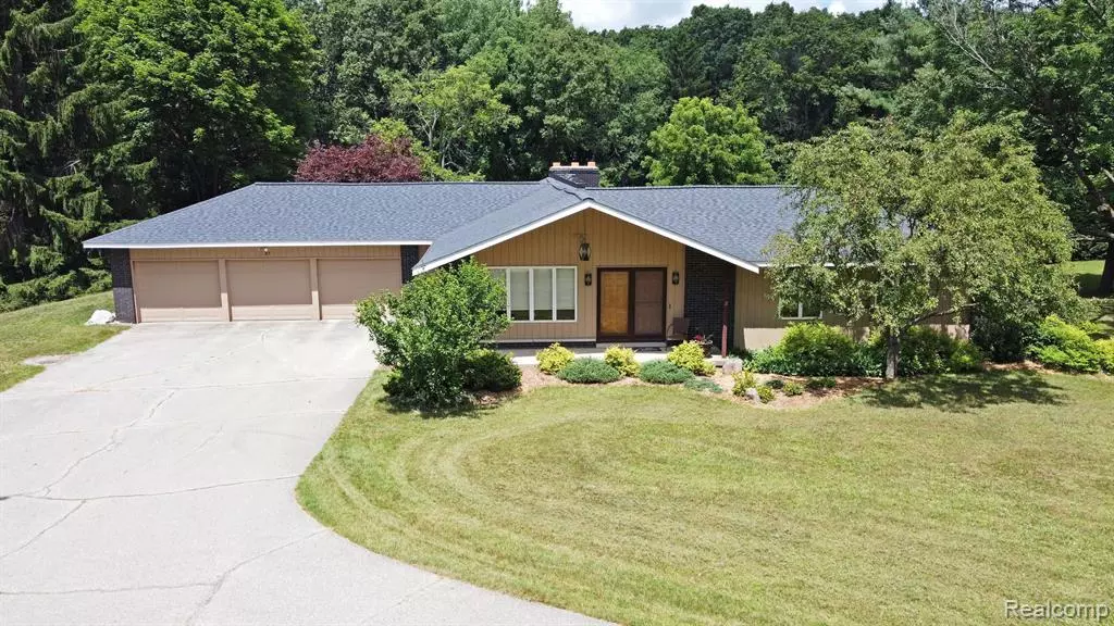 35 RISSMAN Lane, Ortonville, MI 48462