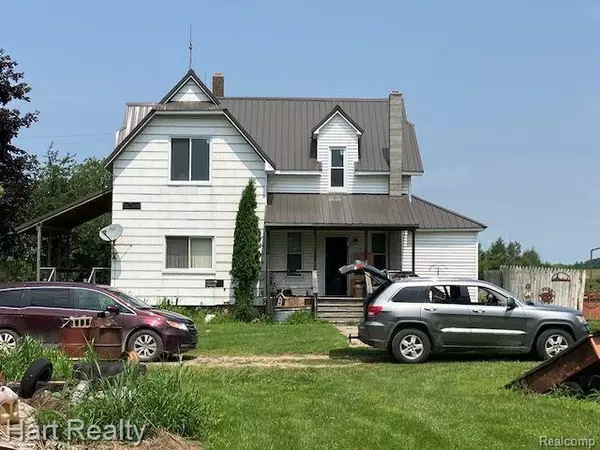 Clifford, MI 48727,9724 SHARP Road