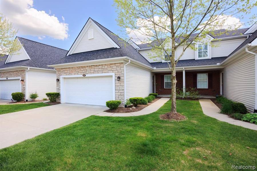 3435 Grove Lane, Auburn Hills, MI 48326