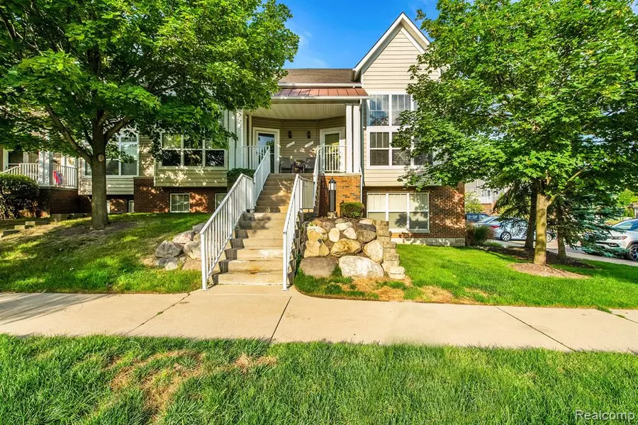 45625 ALTZ Street, Utica, MI 48315