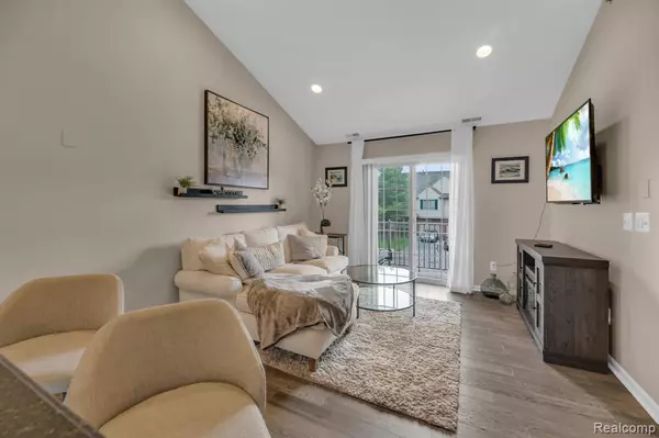 Utica, MI 48315,45547 HIDDEN VIEW Court