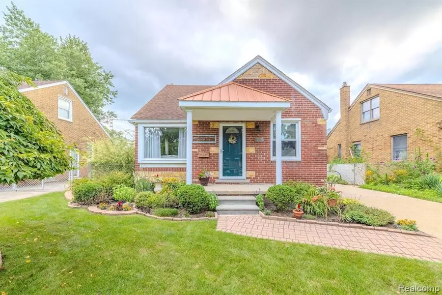 6594 KING Avenue, Allen Park, MI 48101