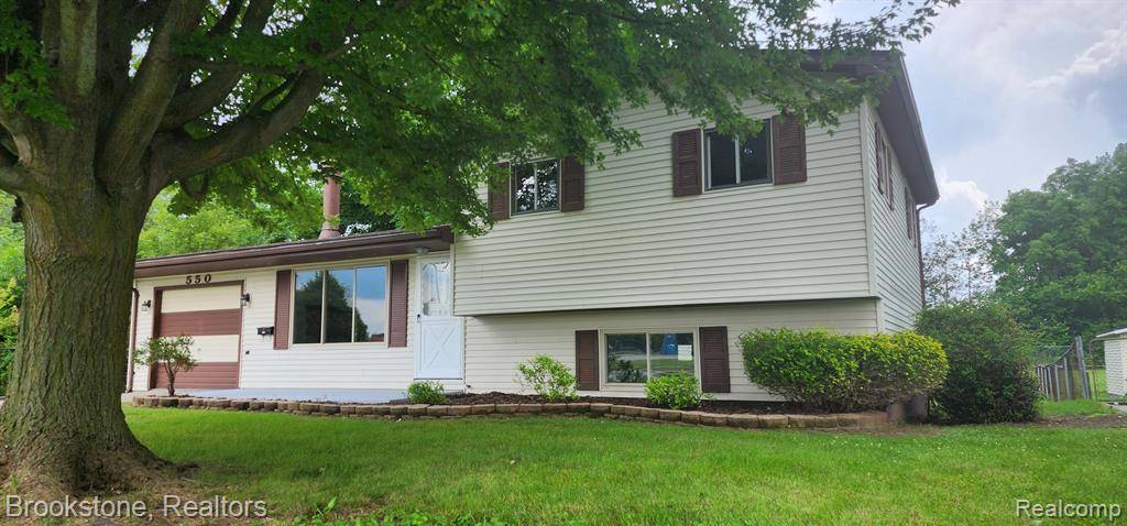 550 E CLARK Street, Davison, MI 48423