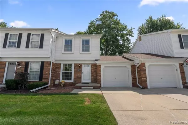 38366 Maple Forest W Boulevard, Harrison Township, MI