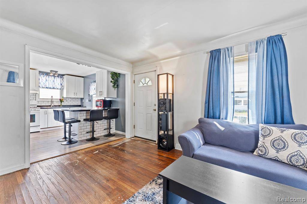 Allen Park, MI 48101,14980 PARIS Street