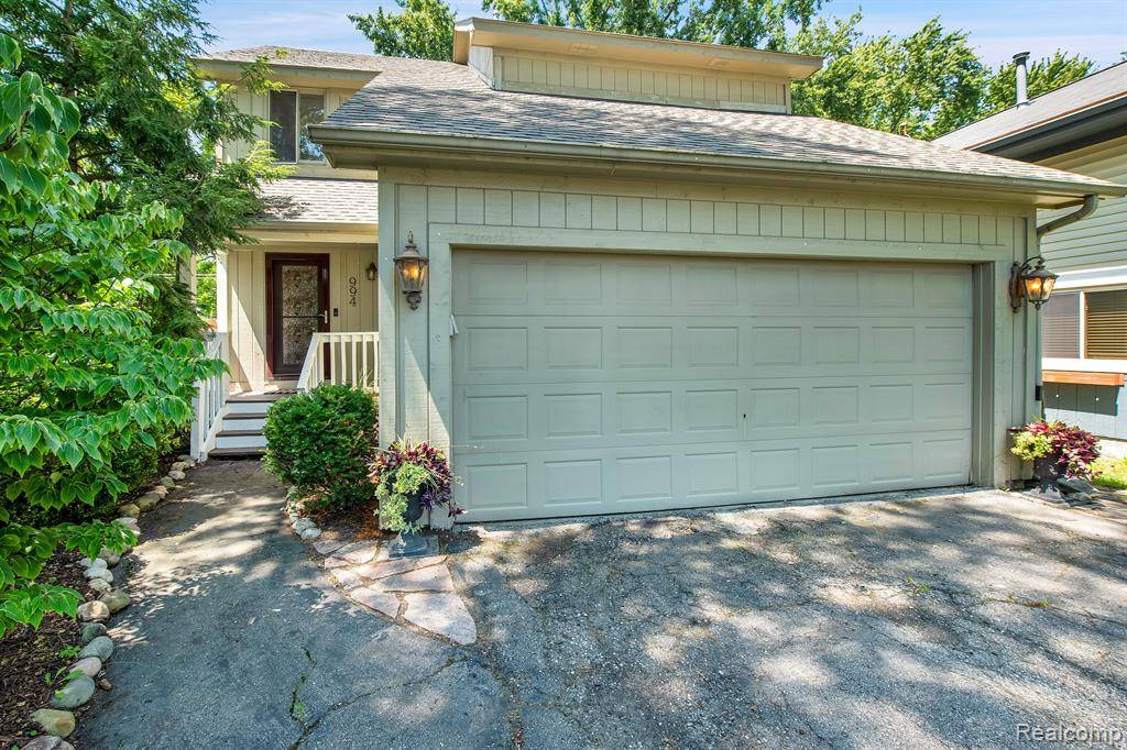 994 CHAREST Avenue, Waterford, MI 48327