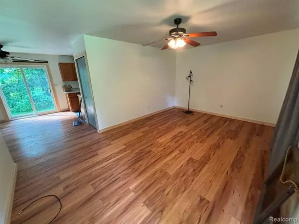 Linden, MI 48451,15279 RIPPLE Drive