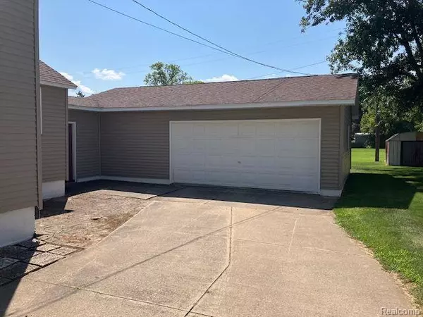 Bad Axe, MI 48413,241 BUFFALO Street
