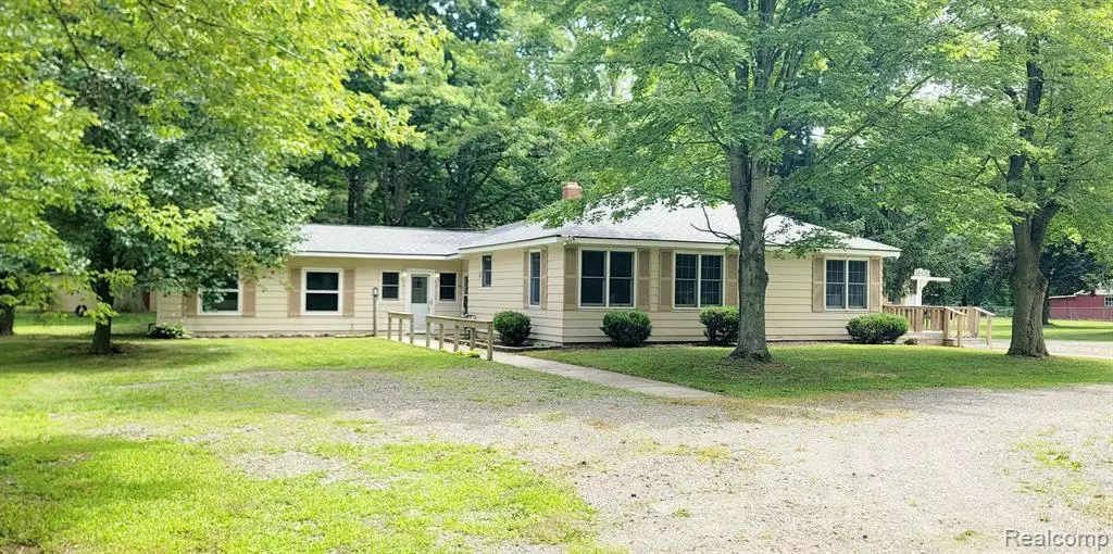 Fort Gratiot, MI 48059,3606 SUNSET Lane