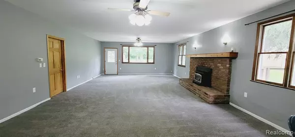 Fort Gratiot, MI 48059,3606 SUNSET Lane