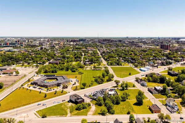 Detroit, MI 48208,4438 Grand River Avenue