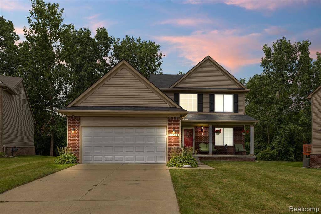 33624 BAY HILL Drive, Romulus, MI 48174