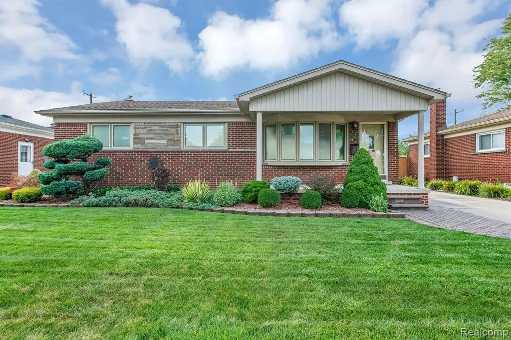 Trenton, MI 48183,3300 BRIDGE Street