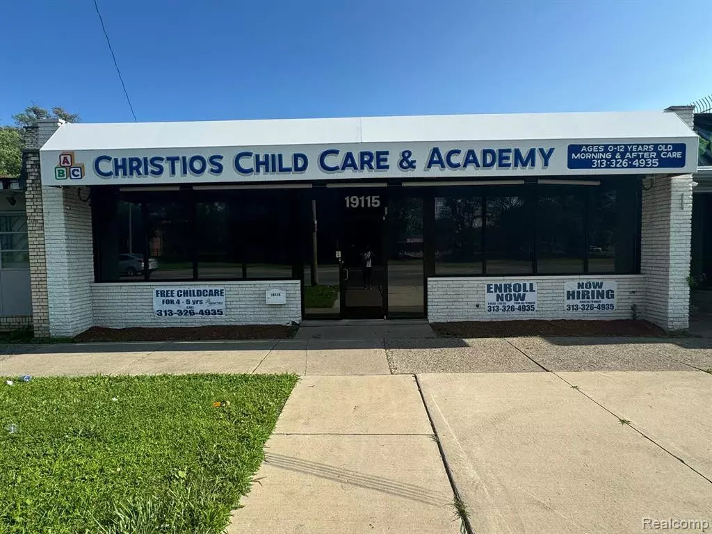 Detroit, MI 48219,19115 W 7 MILE Road
