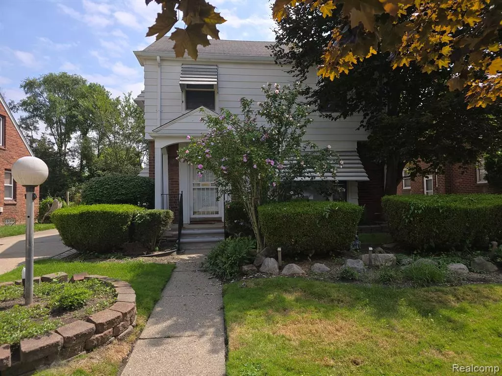 Detroit, MI 48235,20156 SNOWDEN Street