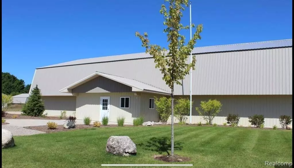 6920 ALBATROSS Avenue, Kewadin, MI 49648