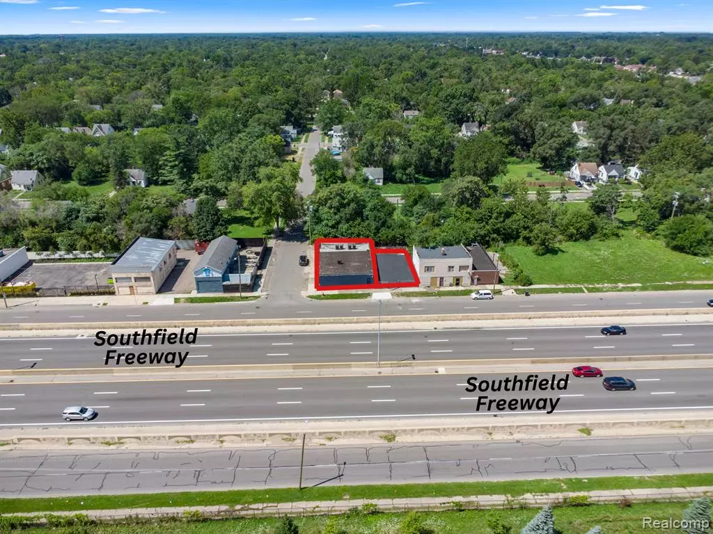 Detroit, MI 48228,8411 SOUTHFIELD